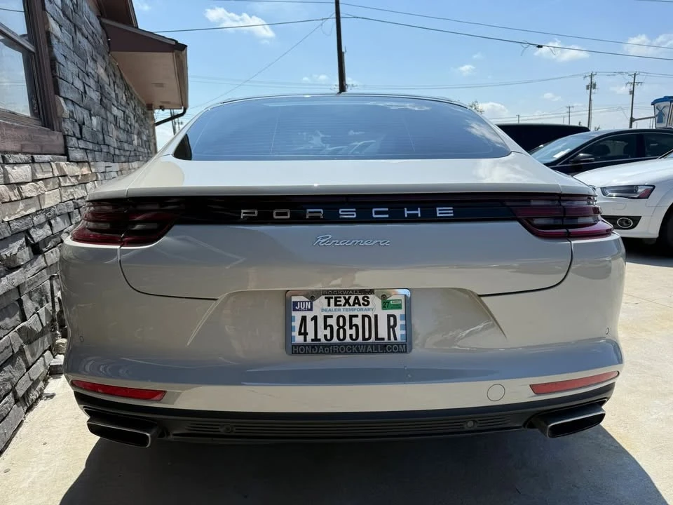 2017 Porsche 971 Panamera - Image 5 of 17