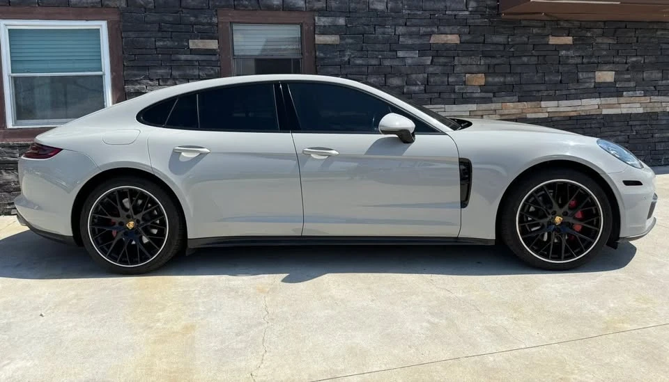 2017 Porsche 971 Panamera - Image 8 of 17