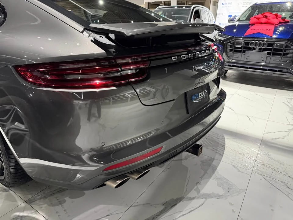 2017 Porsche 971 Panamera - Image 3 of 12