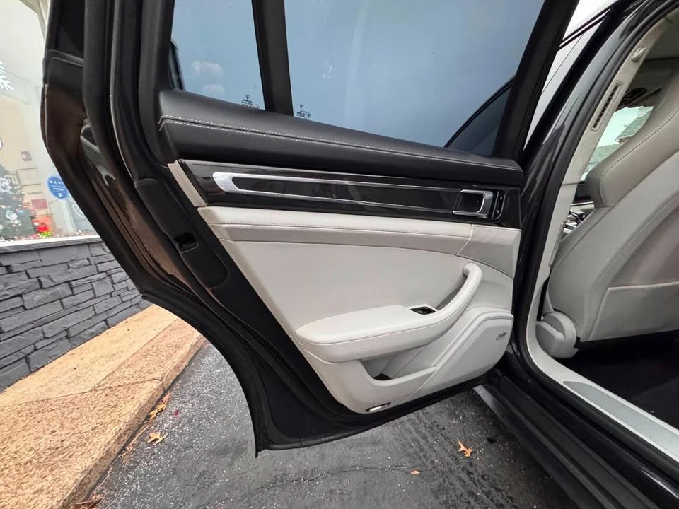 2017 Porsche 971 Panamera - Image 12 of 20
