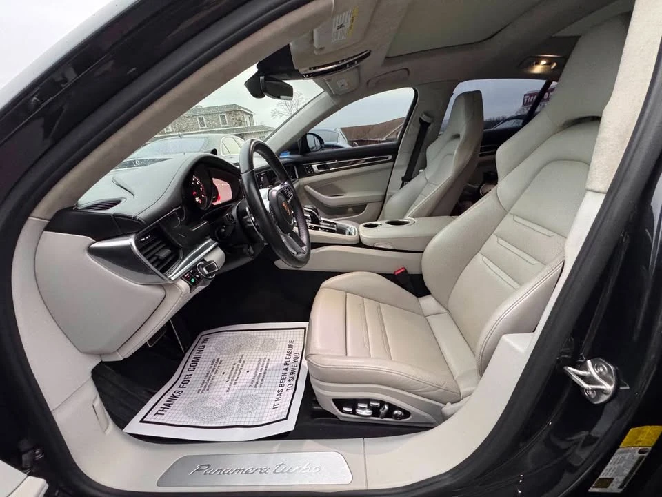 2017 Porsche 971 Panamera - Image 9 of 20