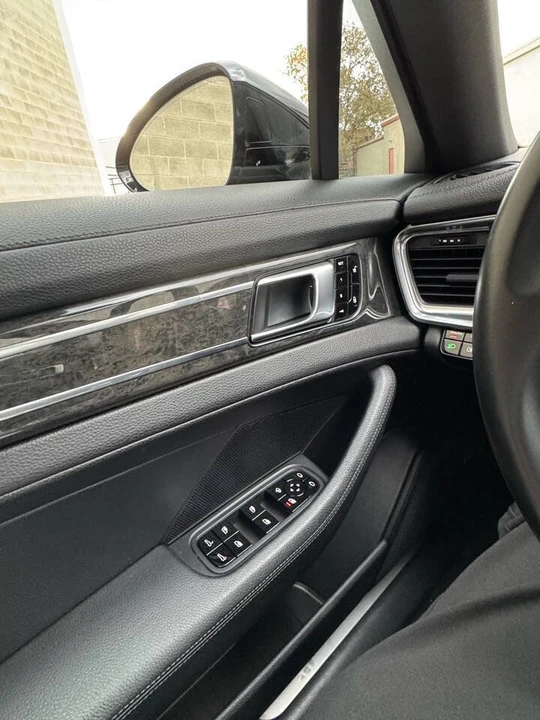 2017 Porsche 971 Panamera - Image 16 of 16