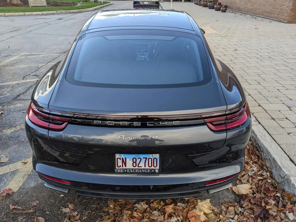 2017 Porsche 971 Panamera - Image 6 of 9