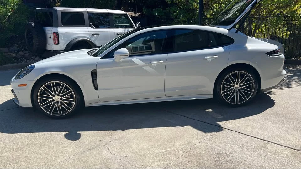 2017 Porsche 971 Panamera - Image 6 of 16