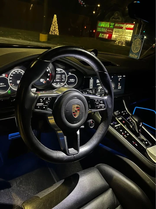 2017 Porsche 971 Panamera - Image 6 of 8