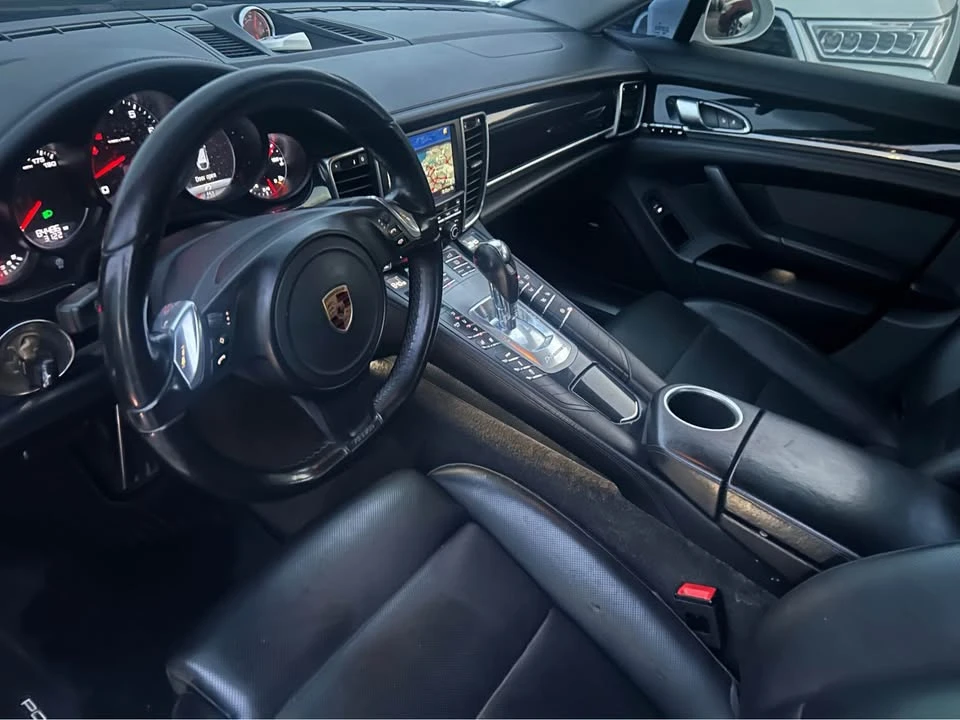2017 Porsche 971 Panamera - Image 4 of 6