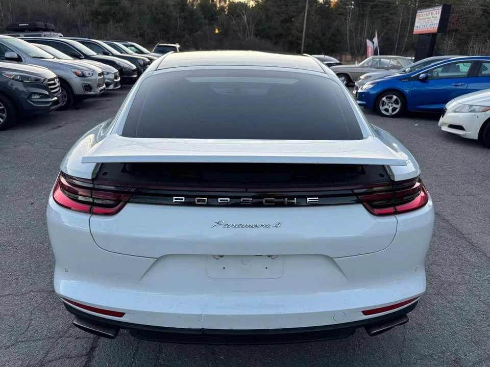 2017 Porsche 971 Panamera - Image 8 of 15