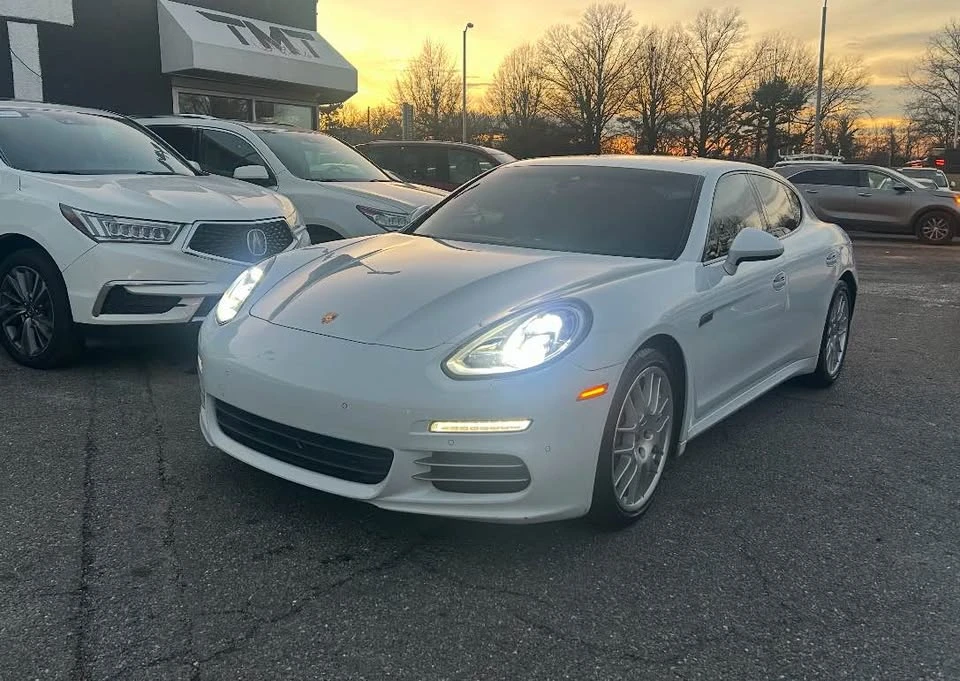 2017 Porsche 971 Panamera - Image 5 of 6