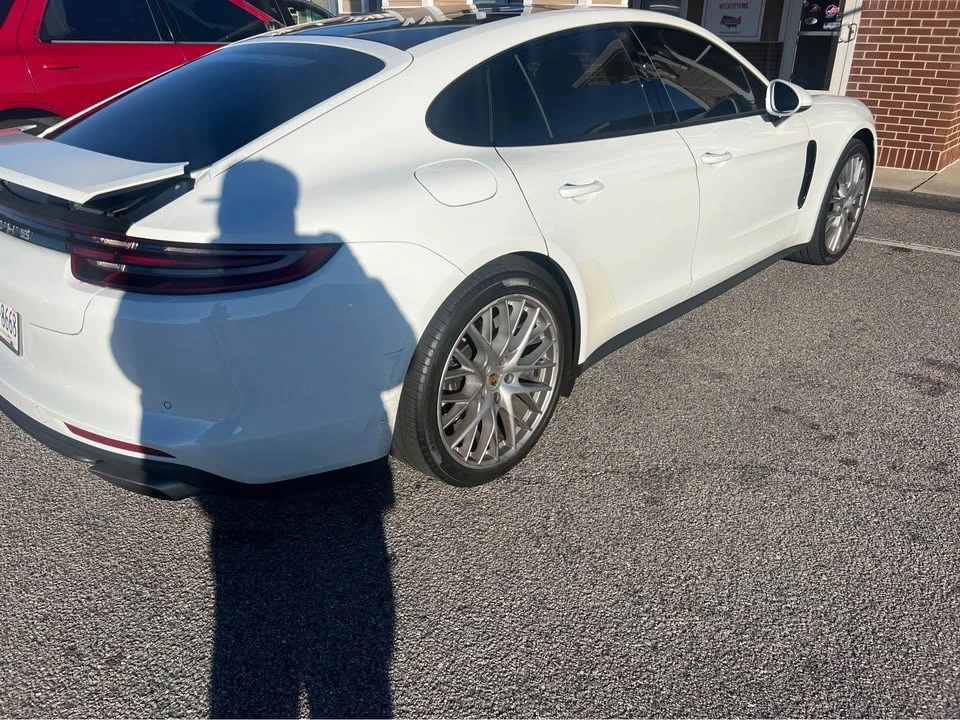 2017 Porsche 971 Panamera - Image 3 of 19