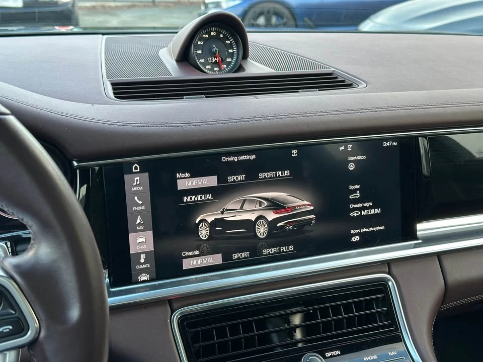 2017 Porsche 971 Panamera - Image 9 of 9