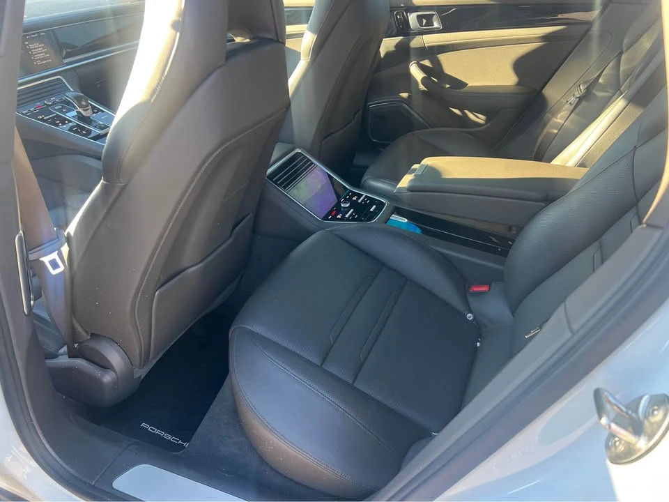 2017 Porsche 971 Panamera - Image 10 of 19