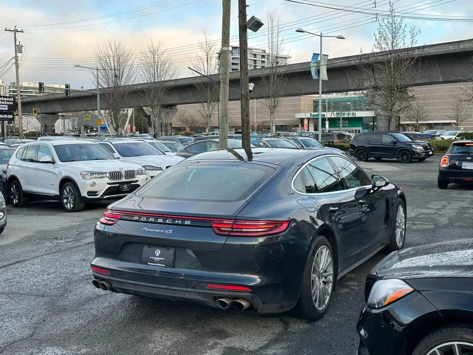2017 Porsche 971 Panamera - Image 4 of 9