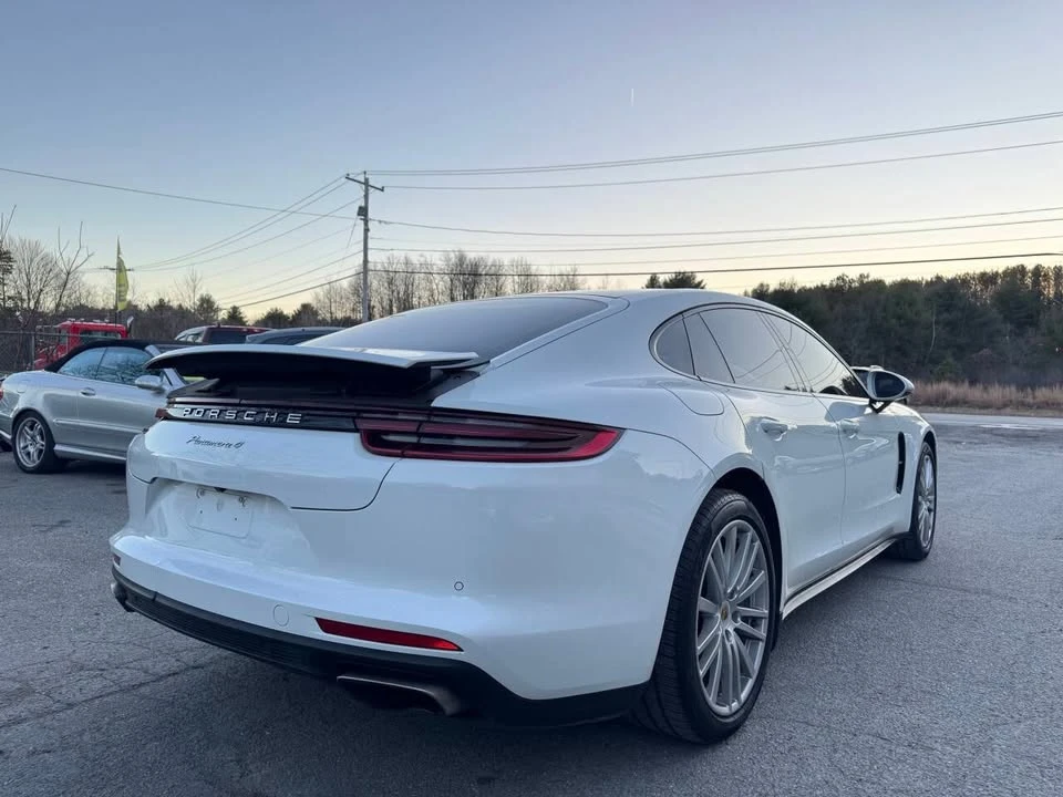2017 Porsche 971 Panamera - Image 7 of 15