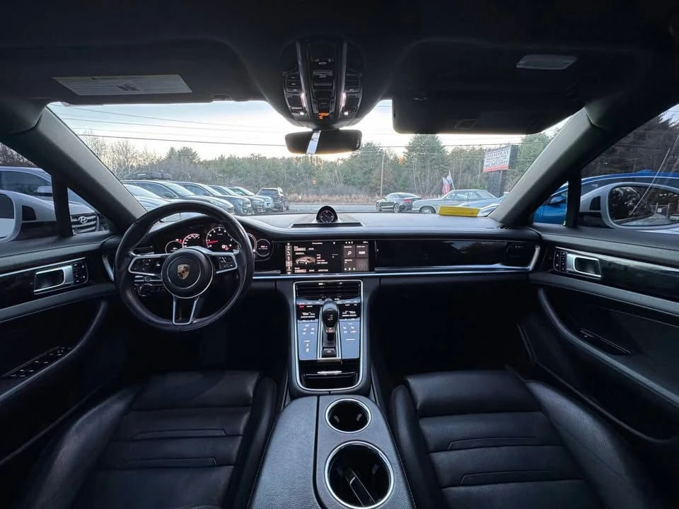 2017 Porsche 971 Panamera - Image 10 of 15