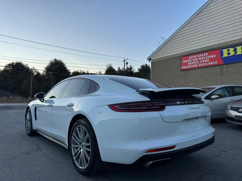 2017 Porsche 971 Panamera - Image 9 of 15