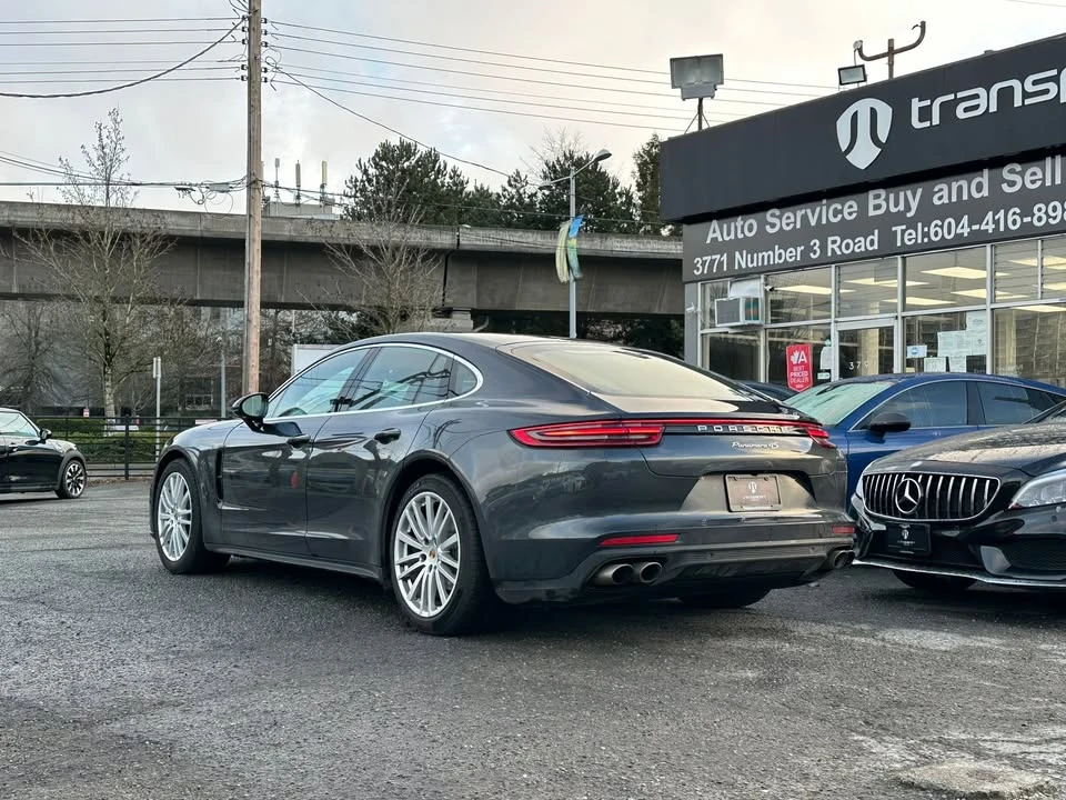 2017 Porsche 971 Panamera - Image 4 of 10