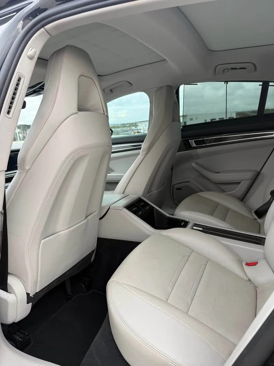 2017 Porsche 971 Panamera - Image 13 of 15