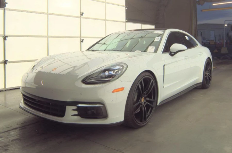 2017 Porsche 971 Panamera - Image 3 of 7