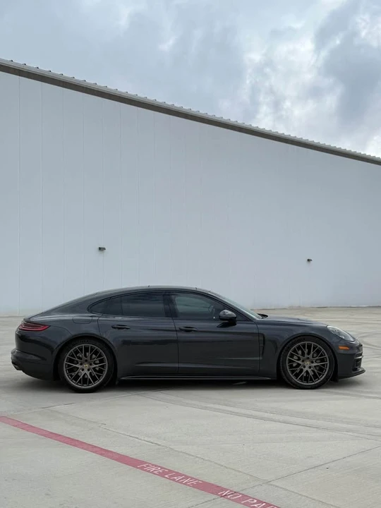 2017 Porsche 971 Panamera - Image 7 of 15