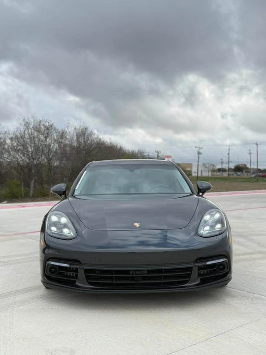 2017 Porsche 971 Panamera - Image 9 of 15