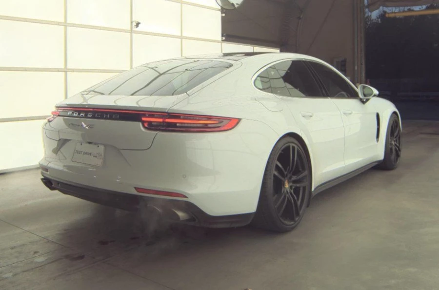 2017 Porsche 971 Panamera - Image 7 of 7