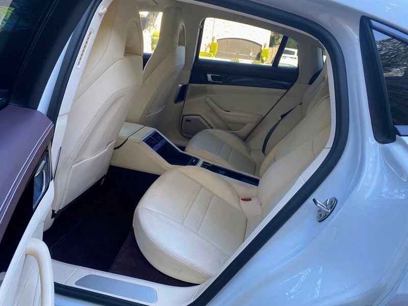 2017 Porsche 971 Panamera - Image 15 of 20