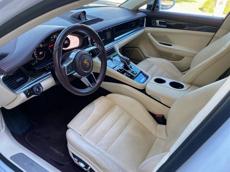 2017 Porsche 971 Panamera - Image 14 of 20