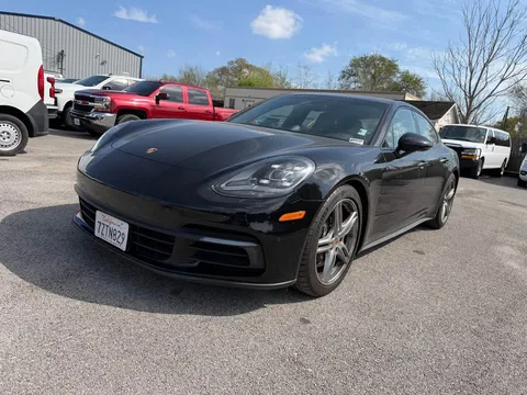 2017 Porsche Panamera