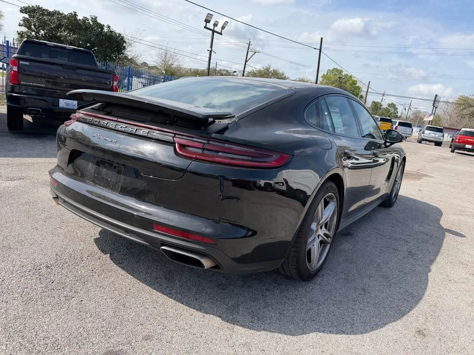 2017 Porsche 971 Panamera - Image 4 of 15
