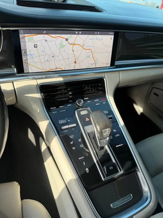 2017 Porsche 971 Panamera - Image 12 of 20