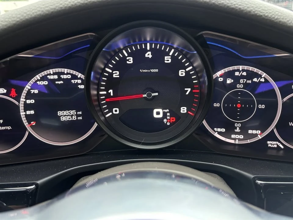 2017 Porsche 971 Panamera - Image 10 of 14
