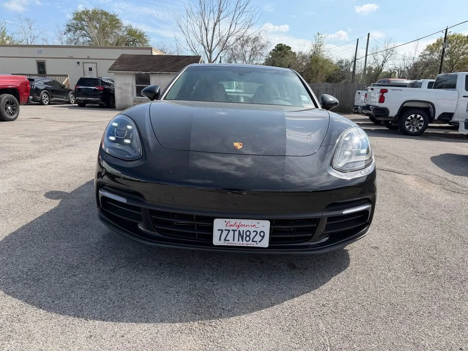 2017 Porsche 971 Panamera - Image 2 of 15
