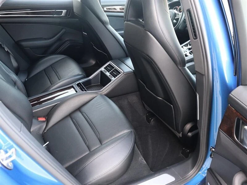 2017 Porsche 971 Panamera - Image 18 of 20