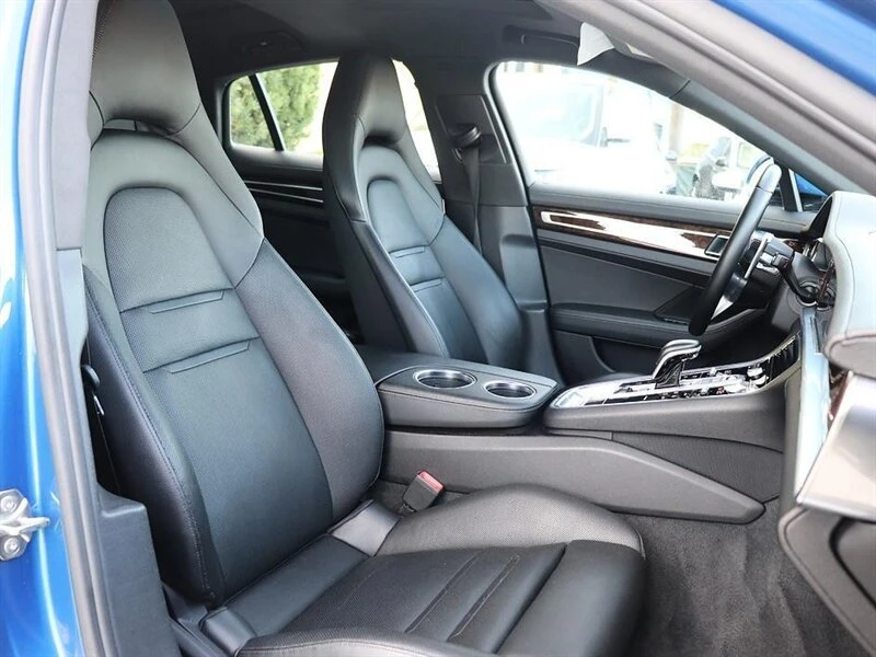 2017 Porsche 971 Panamera - Image 17 of 20