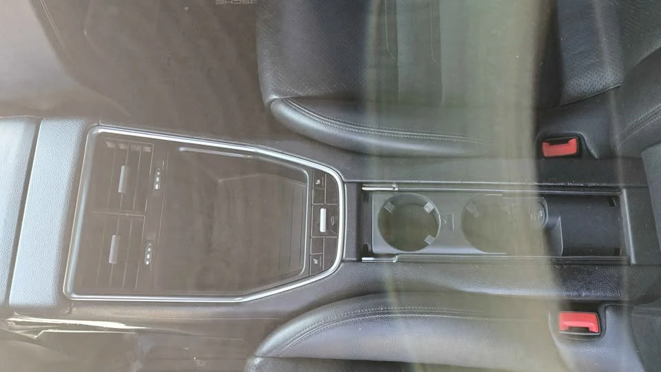 2017 Porsche 971 Panamera S - Image 9 of 13