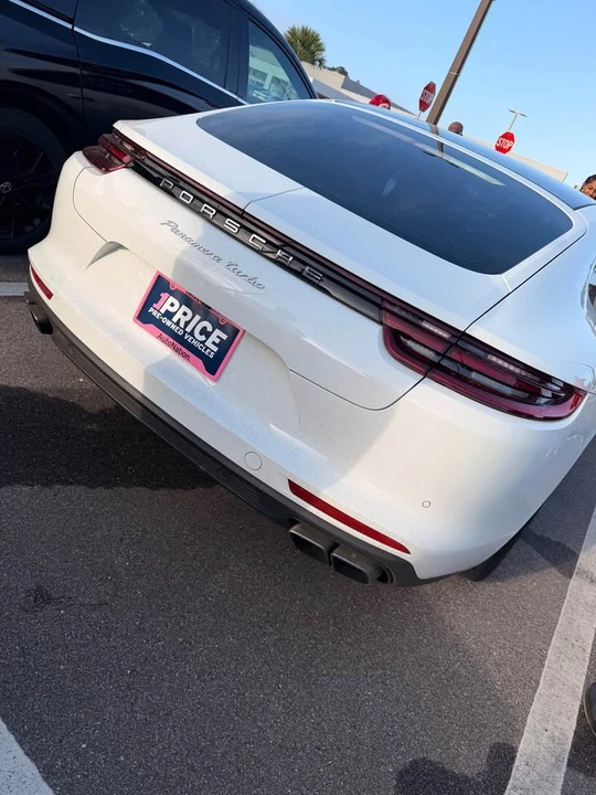 2017 Porsche 971 Panamera - Image 3 of 9