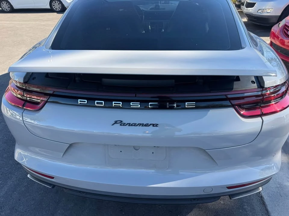 2017 Porsche 971 Panamera - Image 4 of 8