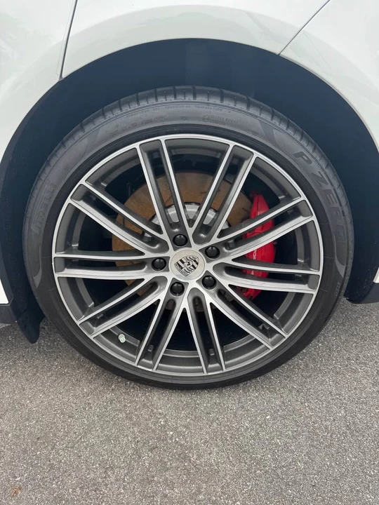 2017 Porsche 971 Panamera - Image 4 of 6