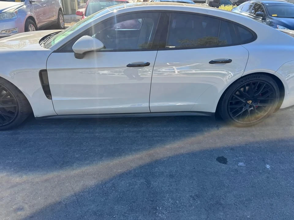 2017 Porsche 971 Panamera - Image 6 of 8