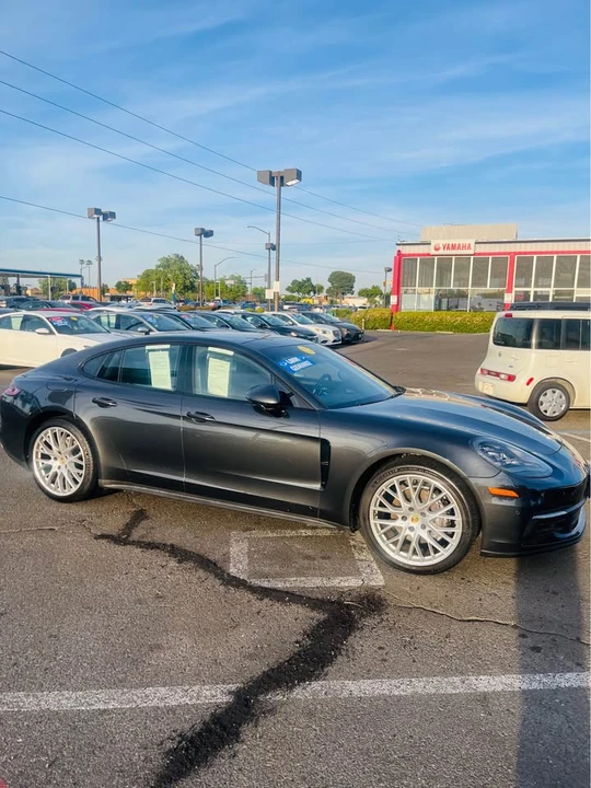 2017 Porsche 971 Panamera - Image 3 of 6