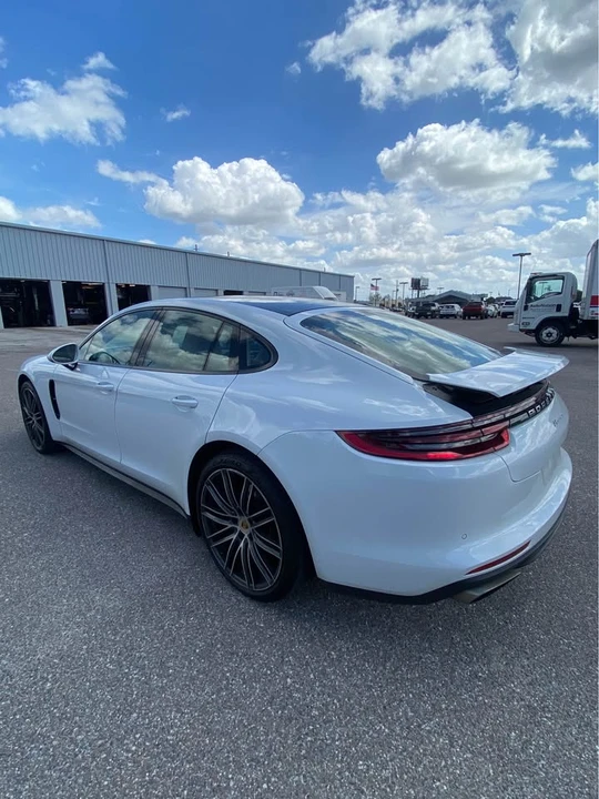 2017 Porsche 971 Panamera - Image 4 of 13