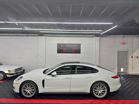 2017 Porsche Panamera