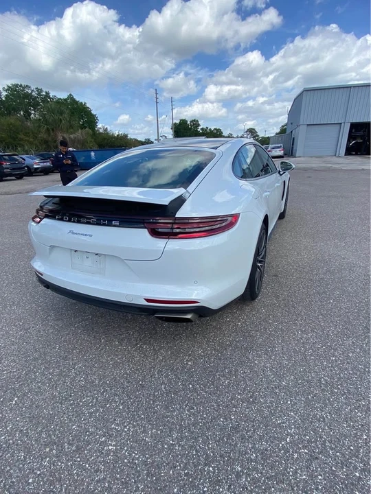 2017 Porsche 971 Panamera - Image 6 of 13