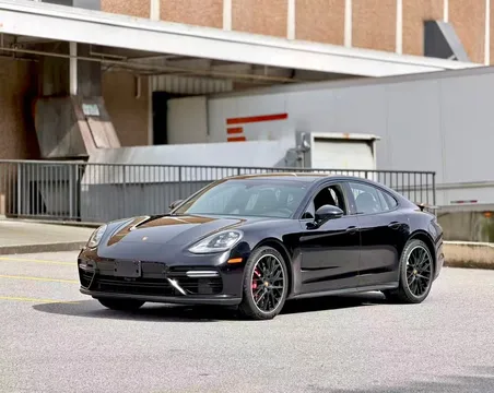 2017 Porsche Panamera Turbo