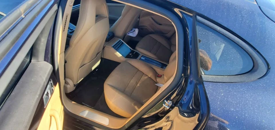 2017 Porsche 971 Panamera - Image 6 of 7