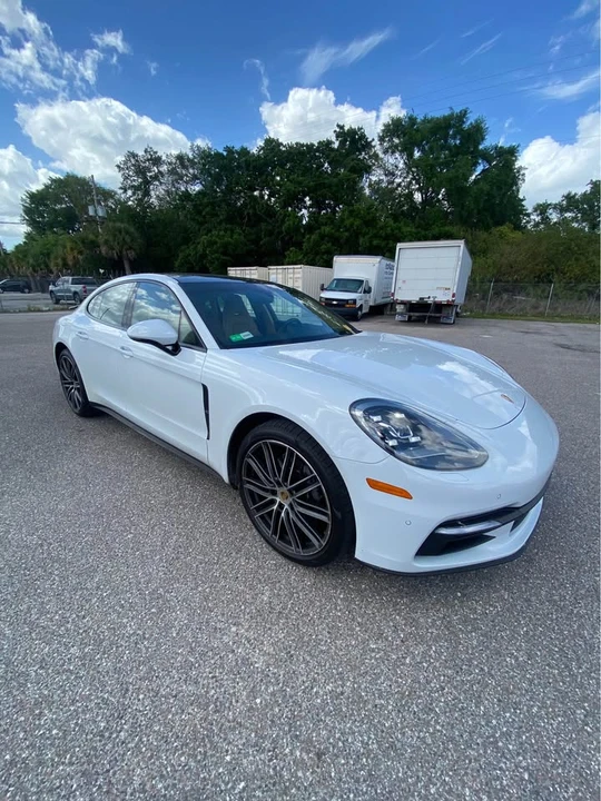 2017 Porsche 971 Panamera - Image 8 of 13