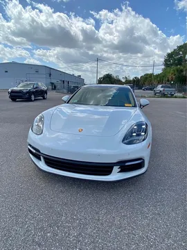 2017 Porsche Panamera