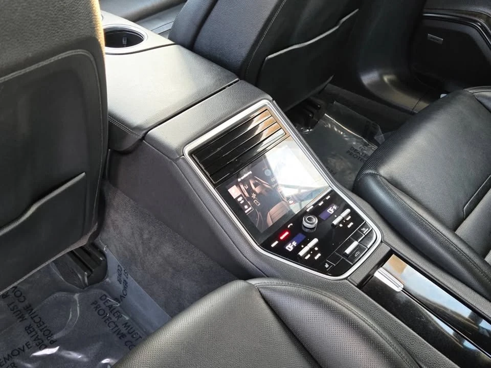 2017 Porsche 971 Panamera - Image 6 of 14