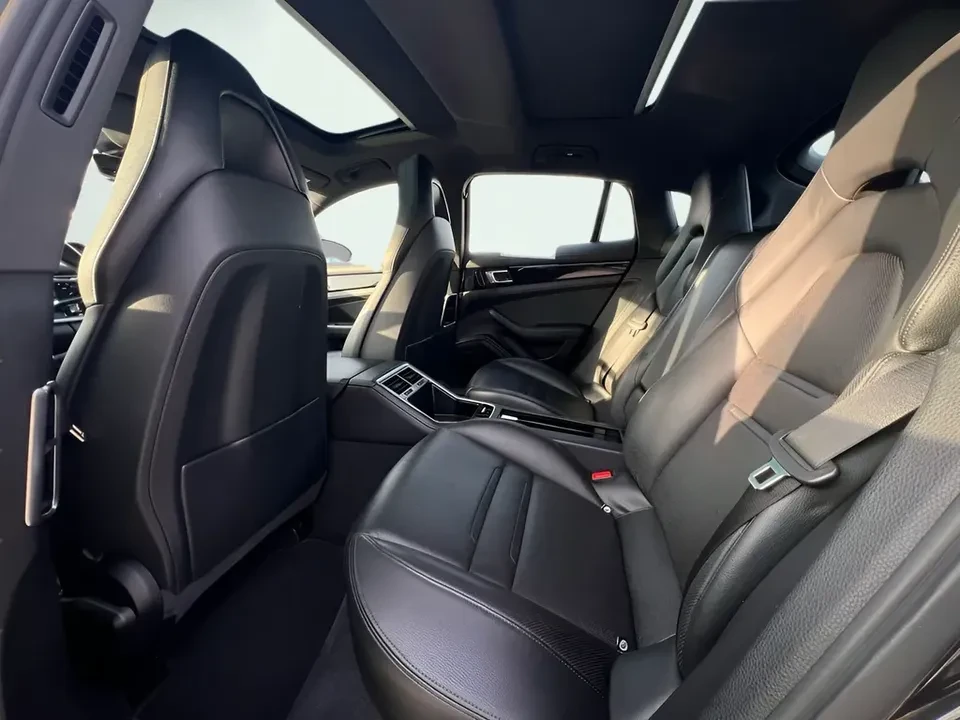 2017 Porsche 971 Panamera - Image 11 of 20