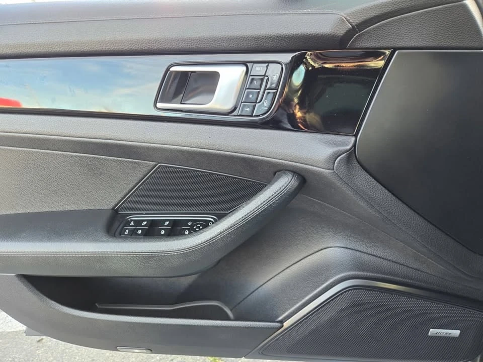 2017 Porsche 971 Panamera - Image 10 of 14